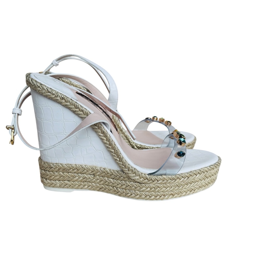 Sophia Webster
Camille 100 Jeweled Ankle-Strap Wedge Sandals. 39.5 EU